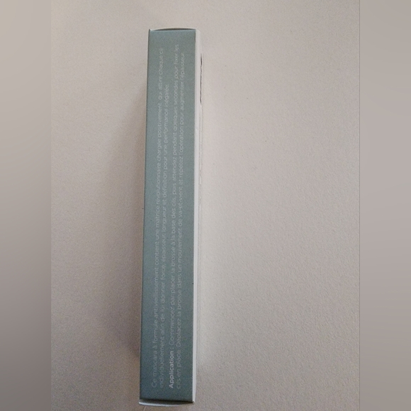 Pur Fully Charged Mascara Magnetic Mascara Black - Picture 2 of 4